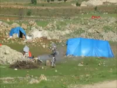 Nusaybin'deki operasyondan kaçan aile çadırda yaşıyor