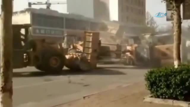 Buldozerler savaşı!