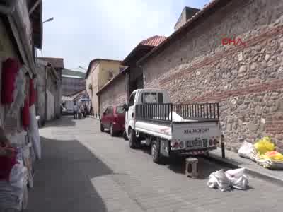 Bursa'da belediye mülkünün Ensar Vakfı'na düşük fiyatla kiralandığı iddiası tartışmaya neden oldu