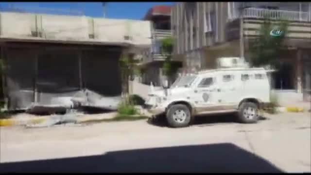 Teröristler kaçarken ev ve iş yerlerini bu hale getirdi