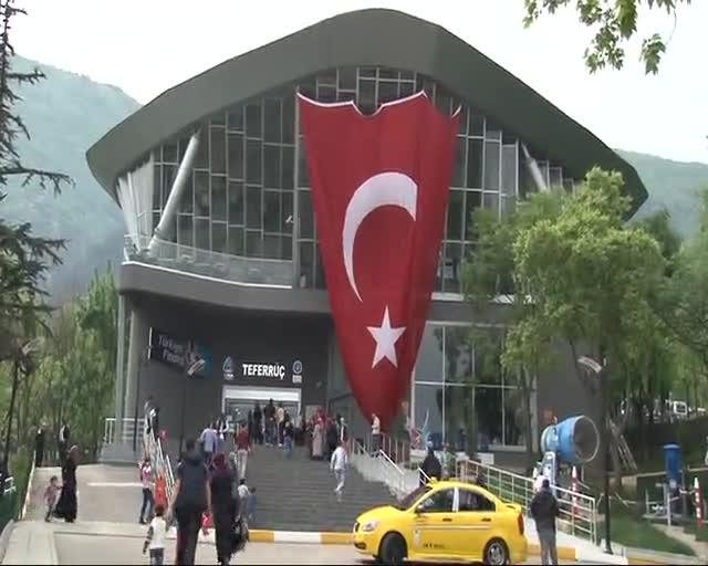 Bursa'da çocukların ücretsiz teleferik sevinci