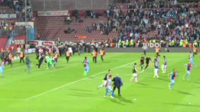 Trabzonspor maçında hakeme saldıran taraftar serbest