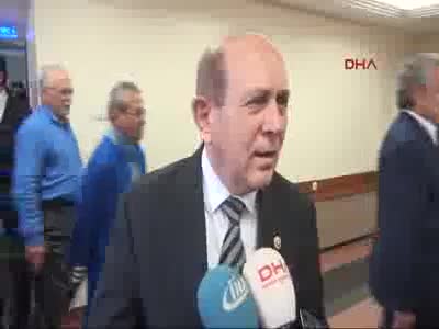 Burhan Kuzu: Yeni Anayasa için mutlaka referanduma gidilecek