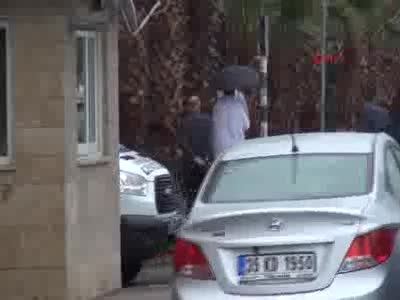 Cezaevinden izinli çıktı, boşanmak isteyen eşini öldürdü