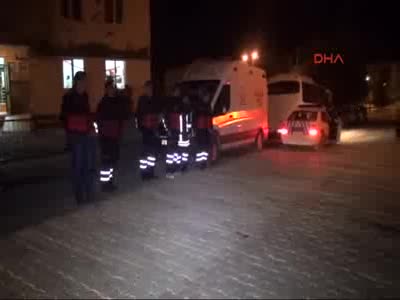 Eşi terk edince bir buçuk yaşındaki kızını evde rehin aldı