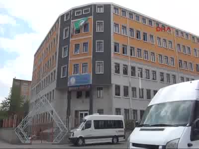 Beden Eğitimi Öğretmeni, kız öğrencisine cinsel istismardan tutuklandı