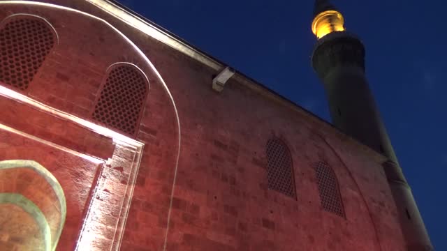 Bursalılar Ulu Camii'ye akın etti!