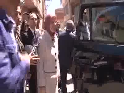 Bakan Ramazanoğlu, roket mağduru aileleri ziyaret etti