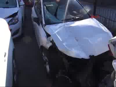 Bağdat Caddesi'nde aynı yerde aşırı hıza 2 kurban