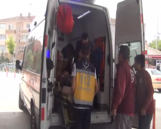 Bursa'da yaralı haldeyken babasını teselli etti