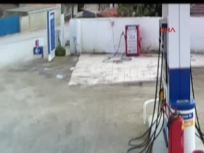 Trafik kazası güvenlik kamerasında