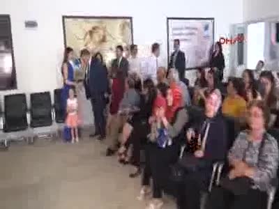 Rus Polina ile Manisalı Yasin dünya evine girdi
