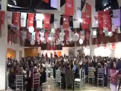 "Atatürk'ün armağan ettiği demokrasi yeterli, ileri demokrasiye ihtiyaç yok"