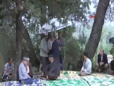 Yağmur duasında yağmur sürprizi