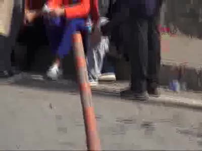 Kaza yapan kadın sürücü gözyaşlarına boğuldu