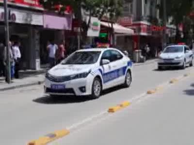 Burdur'daki kaza tatbikatı gerçeğini aratmadı