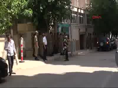 Kilisli kadınlar askerlere moral için yemek gönderdi