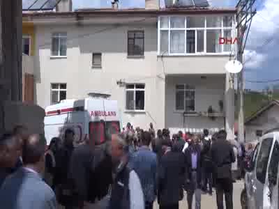 Hava kompresörüne saçlarını kaptırarak ölen kız toprağa verildi