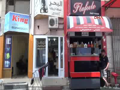 Suriyeli açıyor, Türk esnaf kepenk kapatıyor