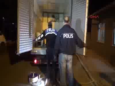 Piliç kamyonunda 35 kilo kubar esrar ele geçirildi
