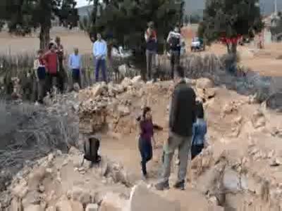 Kaçak kazı yapılan alanda Bizans kilisesi ve yerleşim yeri bulundu