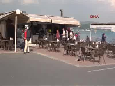 Dolmabahçe Sarayı bahçesinin duvarına bırakılan şüpheli çantadan klarnet çıktı