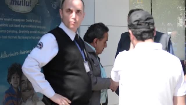 Bursa'da sahte polislere inanıp kredi çekip para gönderdi!