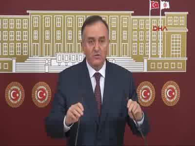MHP Grup Başkanvekili Erkan Akçay, Meclis'te düzenlediği basın toplantısında konuştu - 1