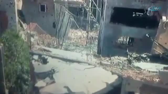 Teröristler sığındıkları binada böyle öldürüldü!