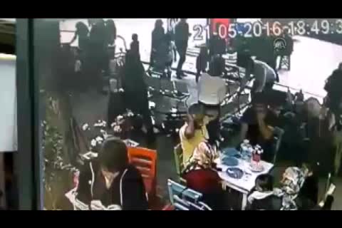 Bursa'da polis küçük hırsızı arıyor!