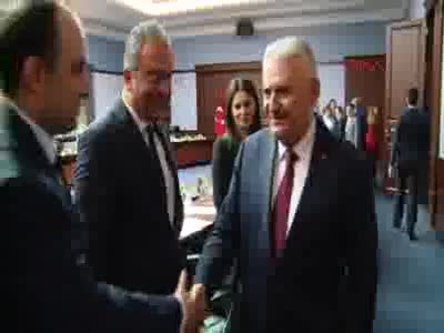 AK Parti MKYK, Binali Yıldırım başkanlığında toplandı