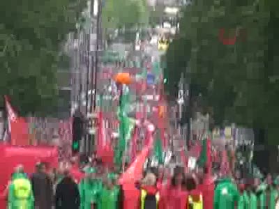 Belçika'da genel grev hayatı felç etti