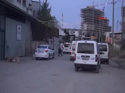İzmir'de silahlı kavga 1 ölü, 2 yaralı