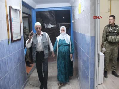 PKK'lı kadın terörist güvenlik güçlerine teslim oldu