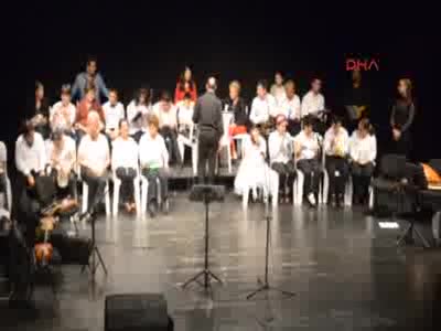 Bursa'da müzik tutkusu engelleri aştı