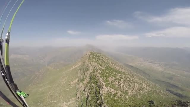 PKK paraşütçülere ateş açtı! 3 yerinden vurulan eğitmen...