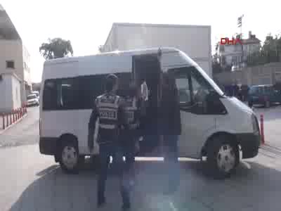 Sahte 'özürlü' raporu hazırlayan şüpheliler adliyede