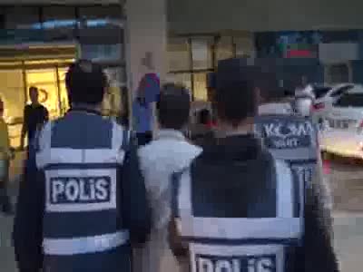 Siirt'te FETÖ/PDY operasyonunda gözaltına alınan 8 kişi adliyede