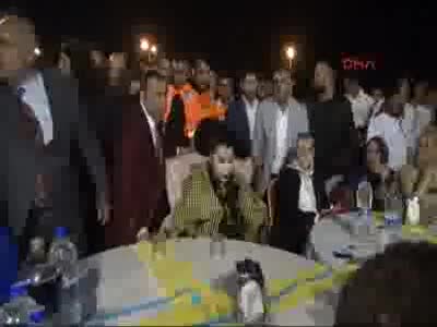 Bülent Ersoy sahneye çıktı