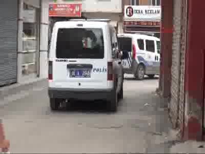 Çifte tabancalı suç makinesi yaralı yakalandı