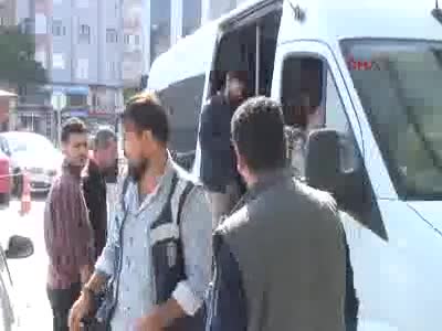 300 polisle uyuşturucu operasyonu 2'si kadın 14 gözaltı