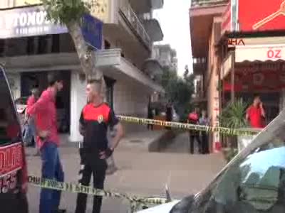 Emekli öğretmen 2 aylık eşini öldürüp intihar etti - 2