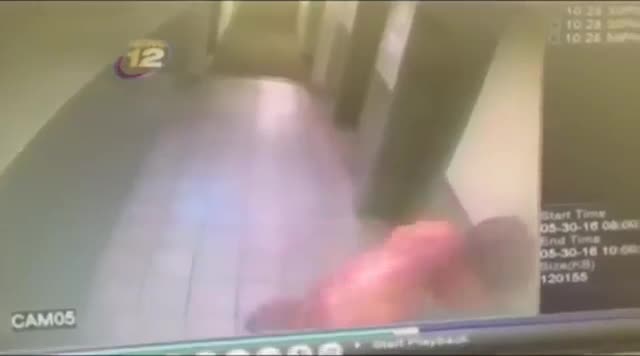Karısına tecavüz eden adamı döverek öldürdü