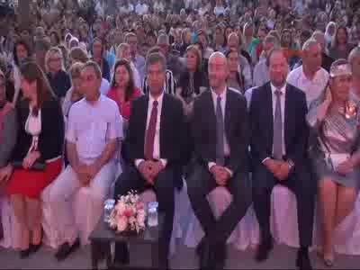 Çanakkale'de asırlık Türkmen gelini kıyafetleri göz kamaştırdı