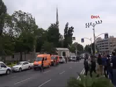 Vezneciler'de camiden anons ve kontrollü patlatma