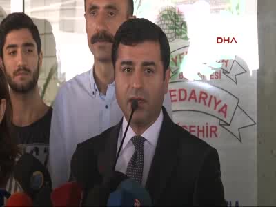 HDP Lideri Demirtaş Diyarbakır'da açıklamalarda bulundu - 2