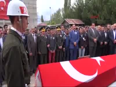 Sehit Jandarma Er Salih Bulut memleketi Sivas'ta son yolculuğuna uğurlandı