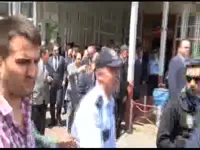 Başbakan Yıldırım Çapa'da yaralıları ziyaret etti