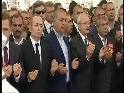 Başbakan Yıldırım ve Kılıçdaroğlu Şehit cenazesine katıldı - 5
