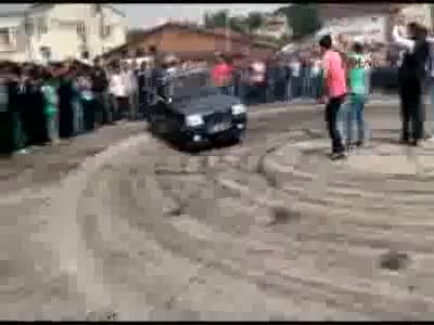 Zonguldak'ta dirift yapan sürücülerin sopalı kavgası